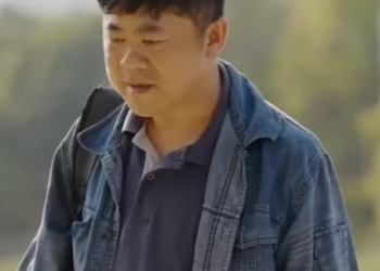 B2701007 服务员拾金不昧 反被顾客诬陷偷钱 七总霸气出手顾客哑口无言 #打脸 #陈七七 part2