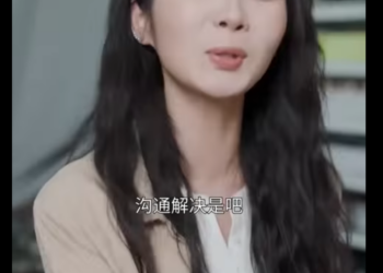 B2701013 七七和闺蜜拍写真却被化巨丑的妆 她在前冲锋陷阵想店家讨说法 闺蜜却指责七七太计较 气的她一人给一巴掌 退钱 #短剧 #drama #反转 #movie #职场 part2