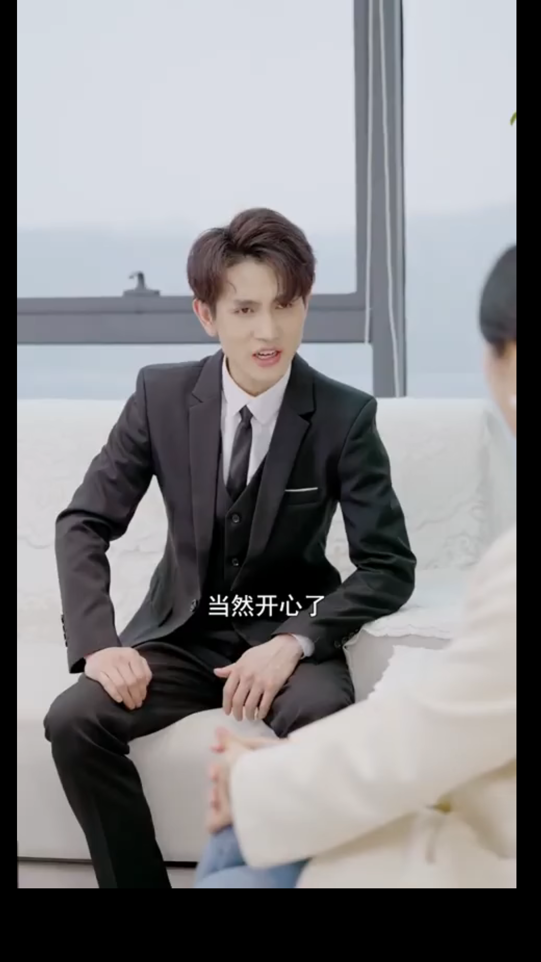 B2701023 昔日好友成了大客户 小人得志处处刁难陈七七 下一秒直接让她背负10倍违约金 陈七七 part2