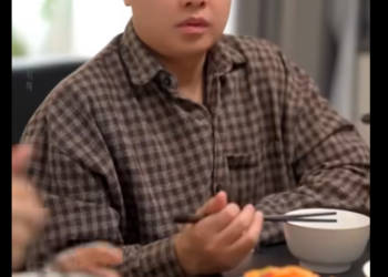 F2701016 兒子嫌棄媽媽不賺錢 兒媳婦出手教育 藍海時代小劇場 part2